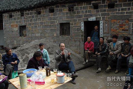 用生命撑起为民的晴空 ——追记晴隆原县委书记姜仕坤
