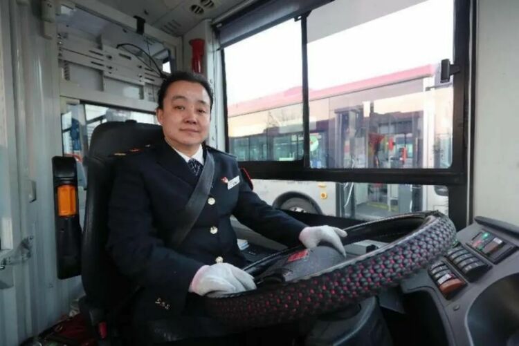 这辆每天行驶的公交车，藏着一个“秘密”！