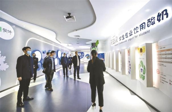 蒙牛集团：以“助力少年强”为己任 争做国家“学生饮用奶计划”引领者_fororder_04