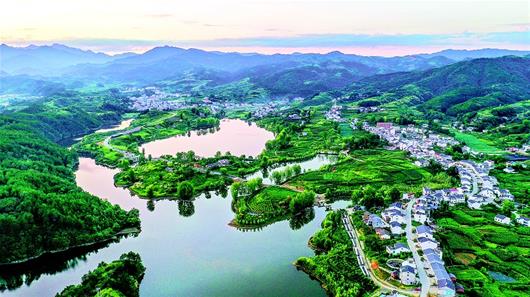 生态龙湖美乡村