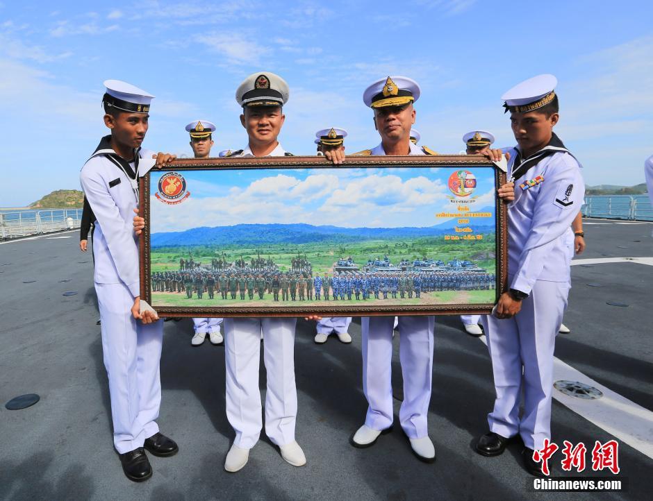 “蓝色突击-2016”中泰联训中方官兵返程回国