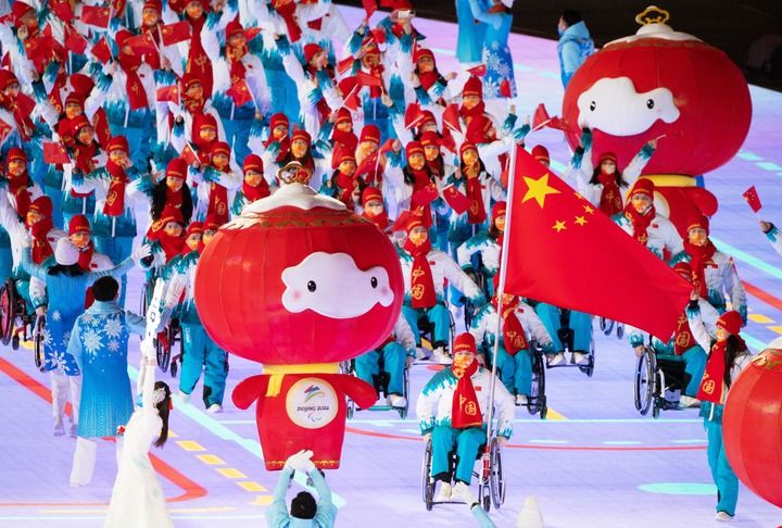 体育时评：冬残奥会这些精彩，温暖人心