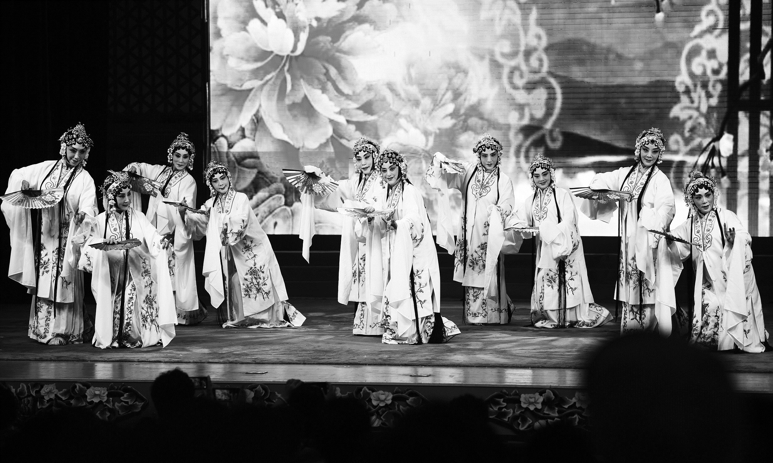 长春市首届戏曲票友展演落幕