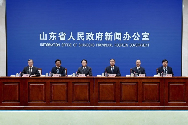 【加急 原创】山东省共接种新冠病毒疫苗2.45亿剂次 全人群接种率达90.24%_fororder_01