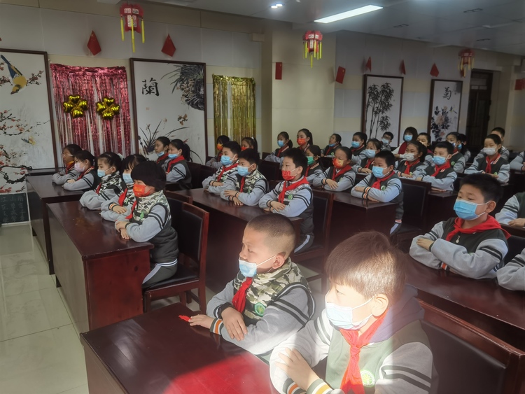 （原创）石家庄市育新实验小学：安全教育进校园 上好开学第一课_fororder_微信图片_20220303111325