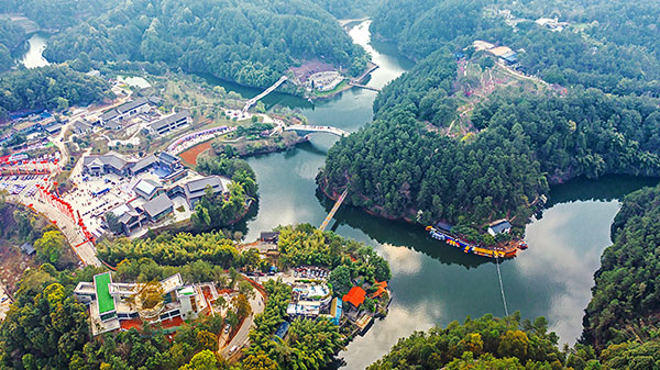 自贡自流井：守护山水生态美 深拓农旅融合路_fororder_4尖山风景区