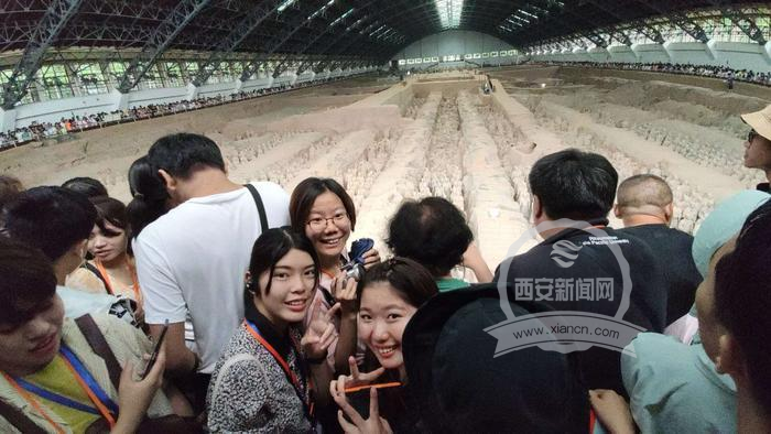 日本青年将中国情诉诸笔端 盛赞西安发展迅速古迹众多