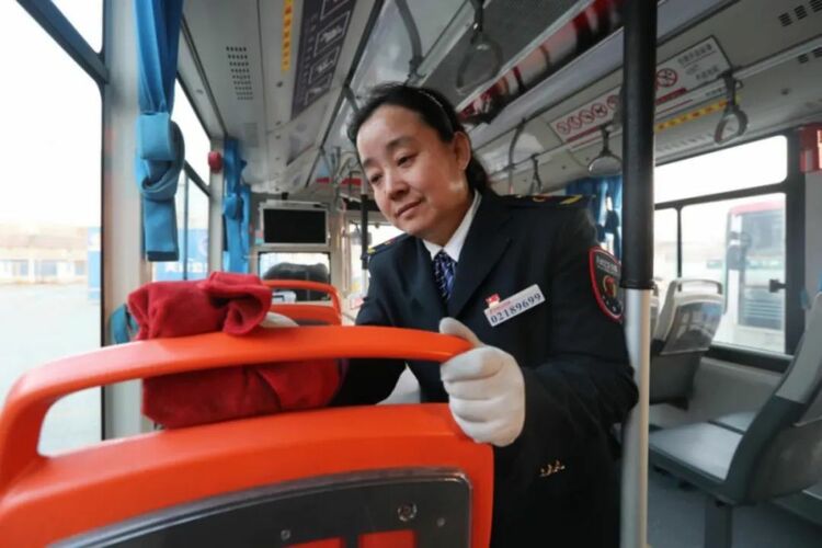 这辆每天行驶的公交车，藏着一个“秘密”！