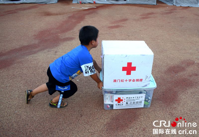 贵州铜仁松桃：奋战在灾区一线的红色力量 （组图）