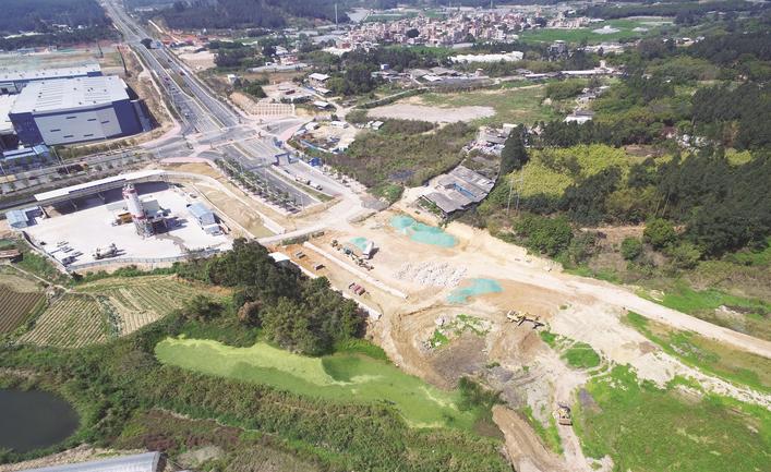 漳州：国道324线台商区过境段公路工程转入隧道施工作业_fororder_b044bbf5-d39f-490c-8876-d5a1410bfe18