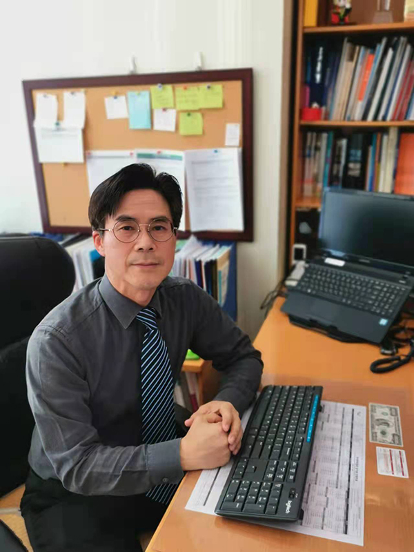 老外在四川｜韩国贸易协会成都代表处首席代表高范瑞：四川不止有麻辣烫和三国文化_fororder_高范瑞近照-受访者供图