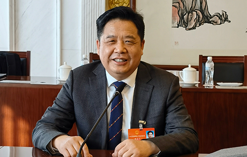 黄政仁代表：建设新材料科创高地 促进科创型小微企业发展