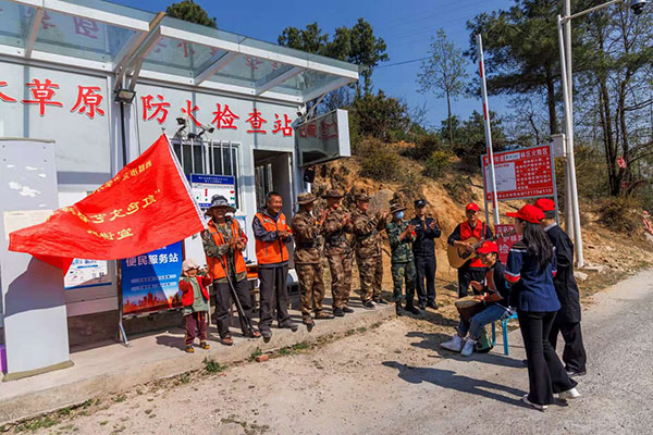 西昌市红色文艺轻骑兵——说轻，也不“轻”_fororder_微信图片_20220331012019