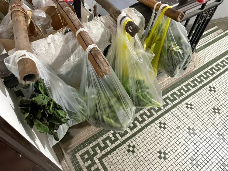 这些寻常人家的故事，让我们重新看到那个熟悉的上海