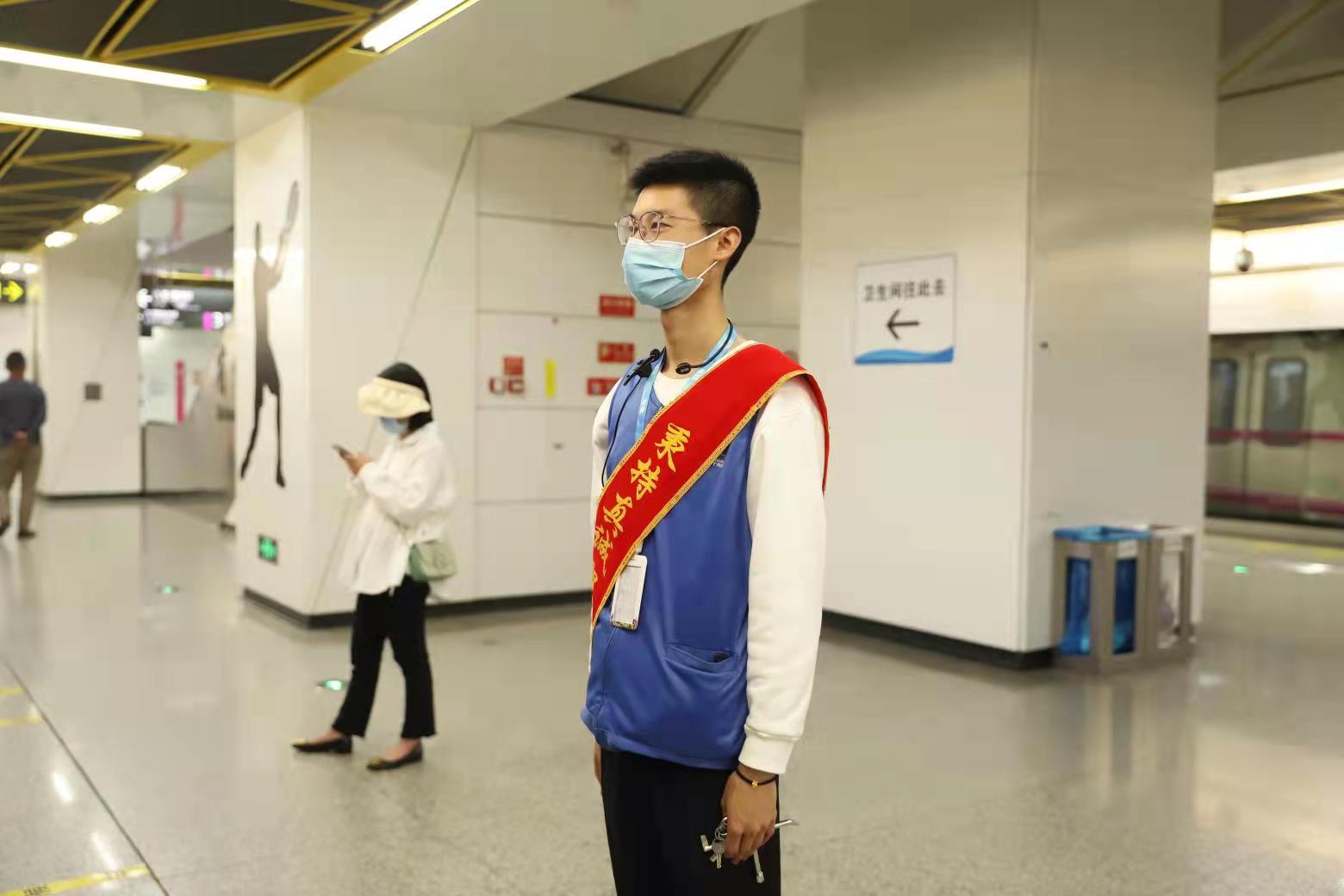 （转载）3号线省体育馆站的黑衣小哥，谢谢你！