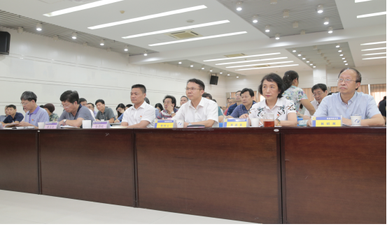 【cri看附件 列表】【移动版】【chiannews】福建省统计局原局长龚守栋为局队干部职工作专题讲座