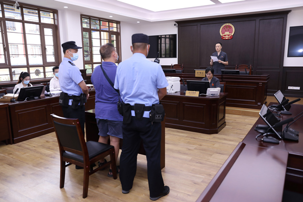【转载】重庆破产法庭去年审结案件2104件 盘活企业资产288.32亿元