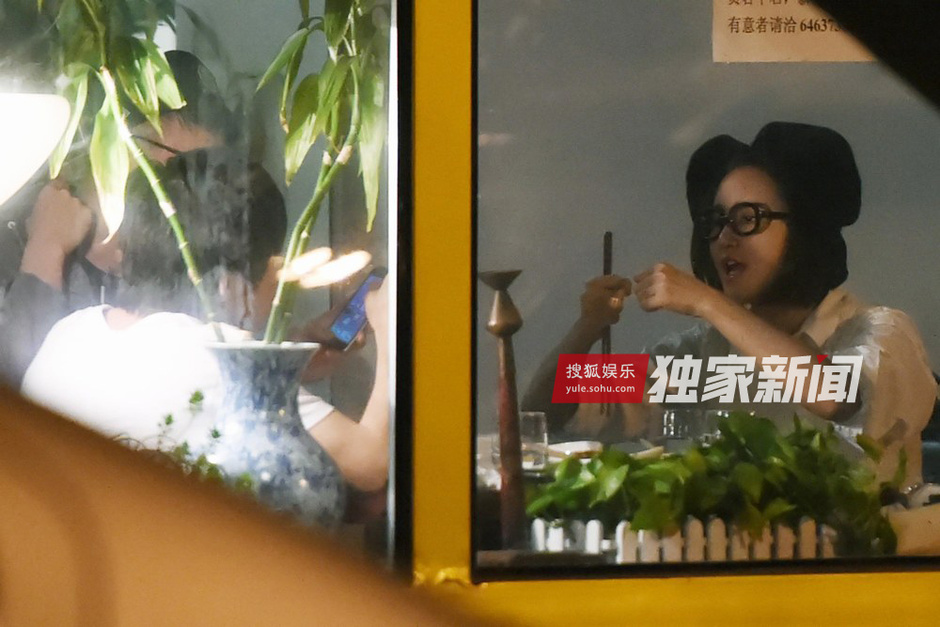 求袁弘安慰！张歆艺会友伤心流眼泪
