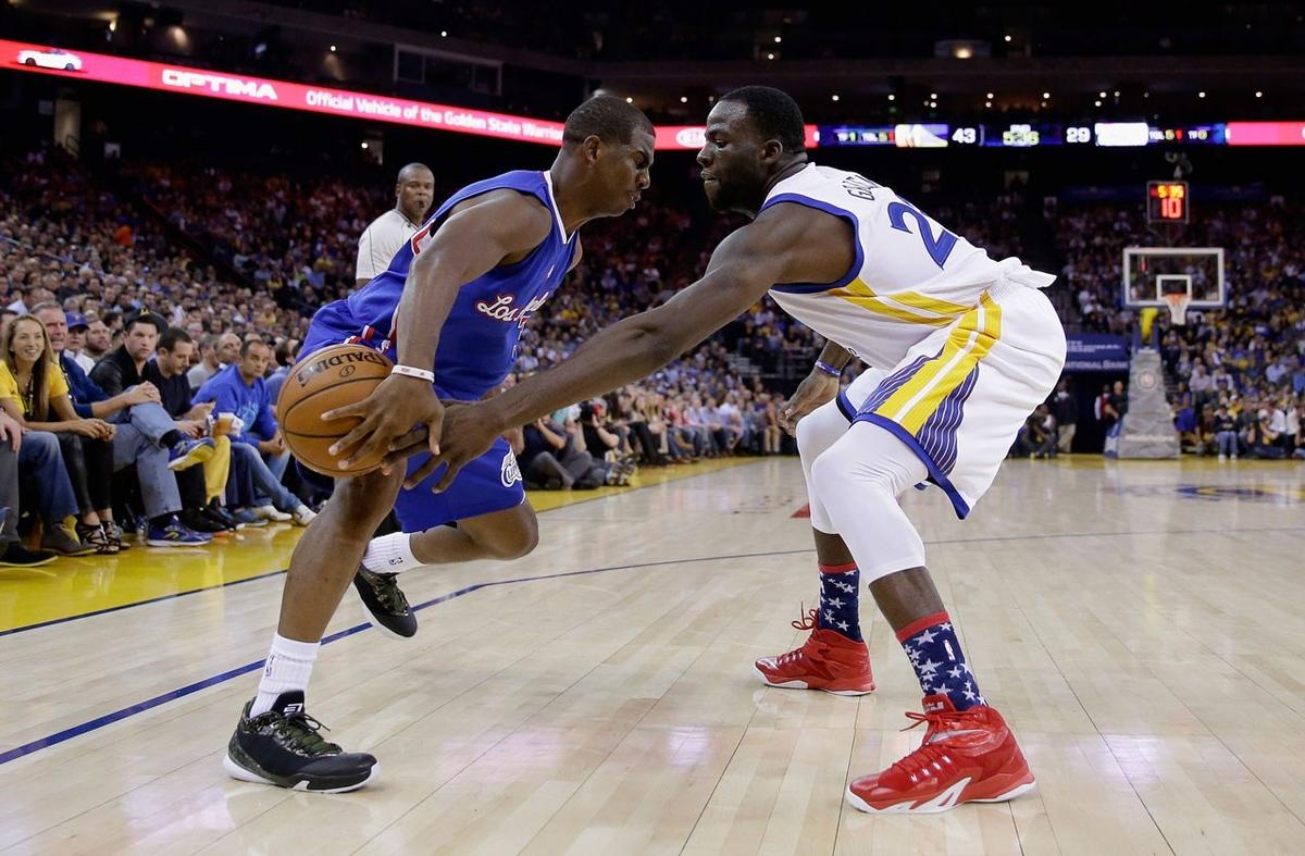 NBA嘴炮事件：詹皇疑喷库里 KG秘语激怒甜瓜