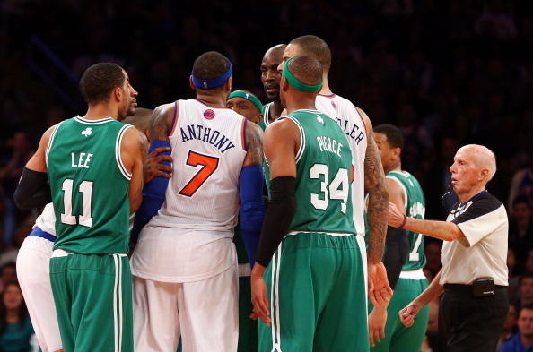 NBA嘴炮事件：詹皇疑喷库里 KG秘语激怒甜瓜