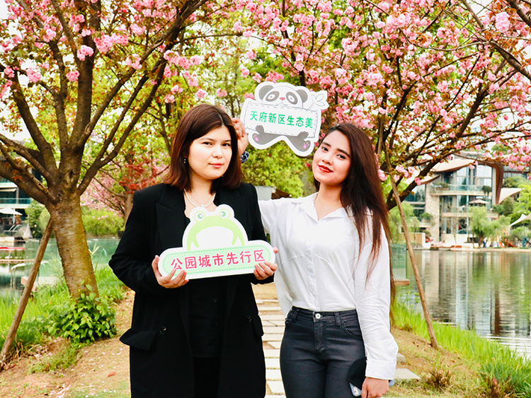 Hi, Tianfu New Area! Silk Road Youths Visit Luxelakes for Ecological Charm_fororder_图片5