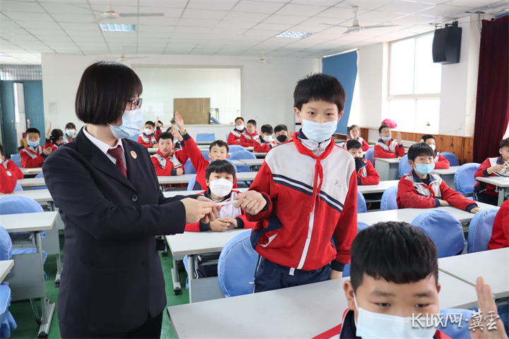 邯郸峰峰矿区：普法知识竞赛进校园
