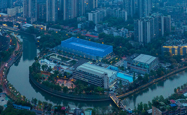 迎大运 成都猛追湾游泳场馆准备工作进入冲刺阶段_fororder_远看成都猛追湾游泳场馆-摄影-莫小琴
