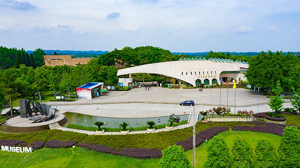 自贡恐龙博物馆上榜全国科普教育基地_fororder_自贡恐龙博物馆（摄影-廖志全）