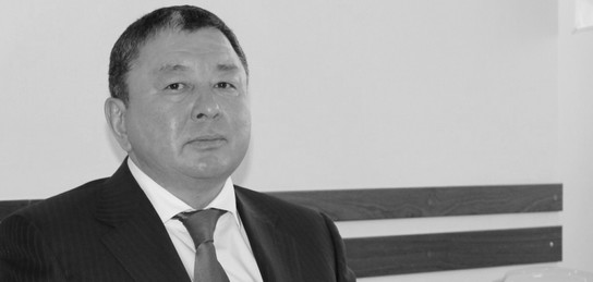 哈萨克斯坦图尔克斯坦州第一副州长因新冠肺炎病逝