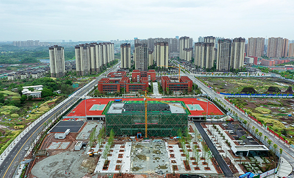 自贡沿滩：新城建设日新月异 多功能体育中心值得期待_fororder_3建设中的多功能体育中心