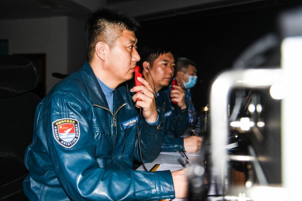 夜航训练：星光铁翼 抒写暗夜传奇