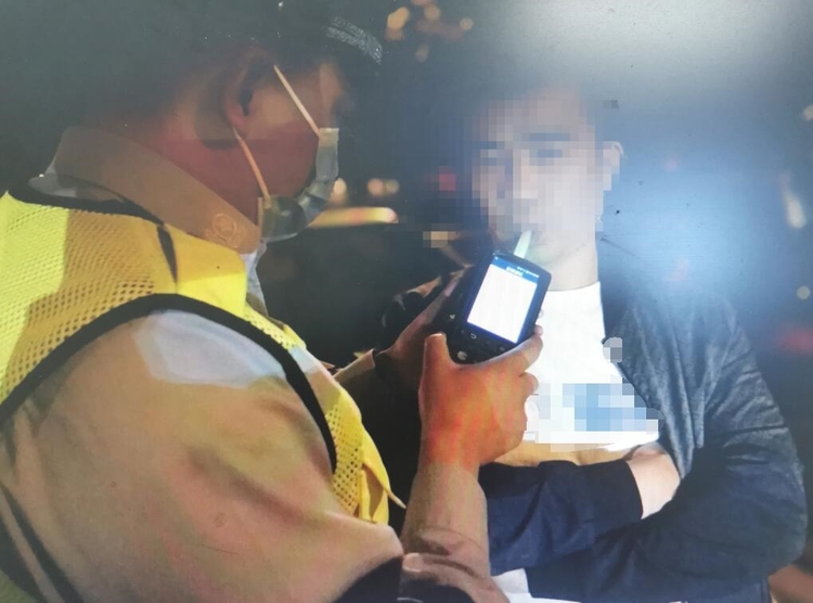 （转载）典型案例曝光！“五一”假期前三天，成都交警查获酒后驾驶机动车148起