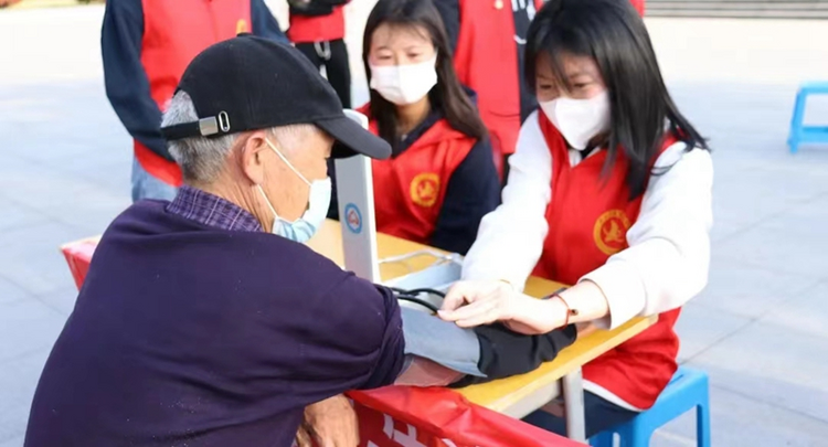 【原创】枣庄科技职业学院“五色光”青年先锋队在校园防疫工作一线闪耀_fororder_图片1