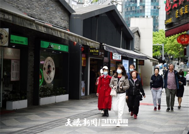 贵阳：老街深巷享受市井美味