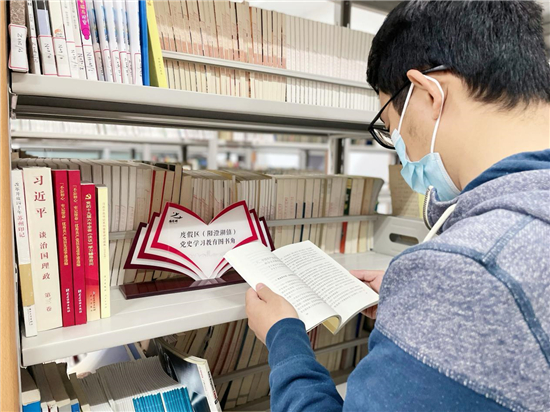 宅家也能“云阅读” 苏州市相城度假区（阳澄湖镇）沈周村书香抗“疫”_fororder_2