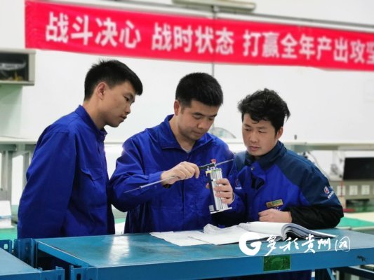 【燃烧吧，青年！】他手工打磨核心部件 精度达到0.002毫米！