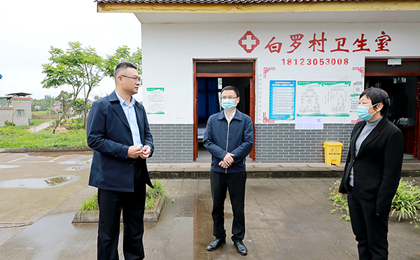 自贡市沿滩区委书记刘军督导疫情防控、安全生产、森林防灭火、秸秆禁烧等重点工作_fororder_1调研现场