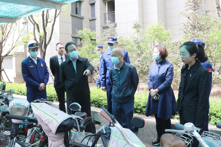 内蒙古呼和浩特：市人大常委会组织开展电动自行车消防安全调研_fororder_微信图片_20220511183925