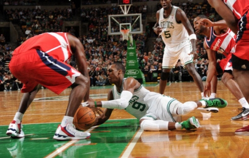 NBA要忠诚有何用？艾弗森麦蒂皮尔斯都被甩卖