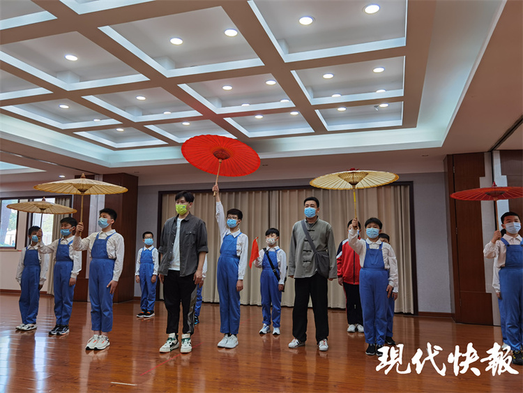 “我在追寻中更懂你！”@全国少先队员，跟着习爷爷的足迹学党史