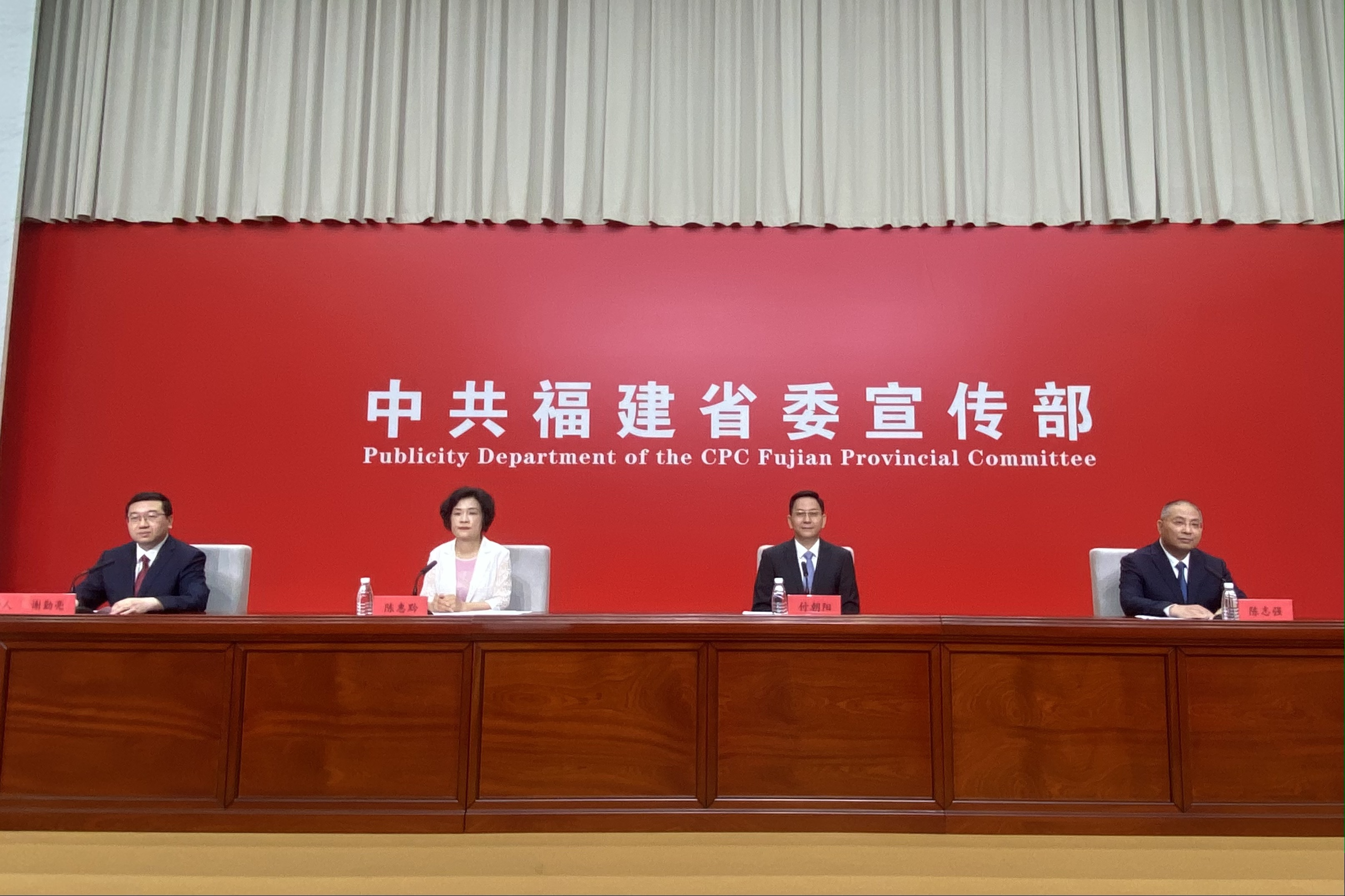 莆田：俯下身子抓产业 一心一意谋发展_fororder_图片11