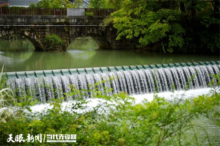 （中首）贵阳双龙生态公园：游客“吸氧”好去处