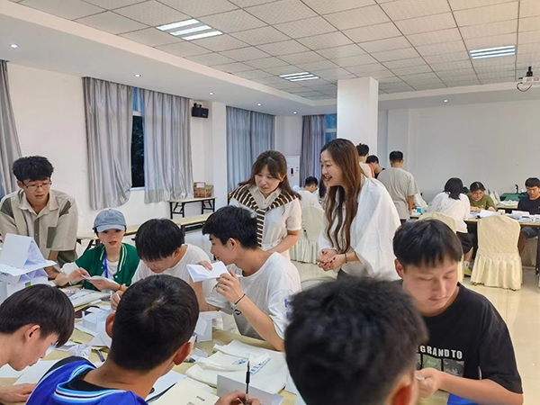 2022年“宏志助航计划”群体面试与领导力提升指导活动圆满结束_fororder_活动现场-供图-西南交通大学--(2)