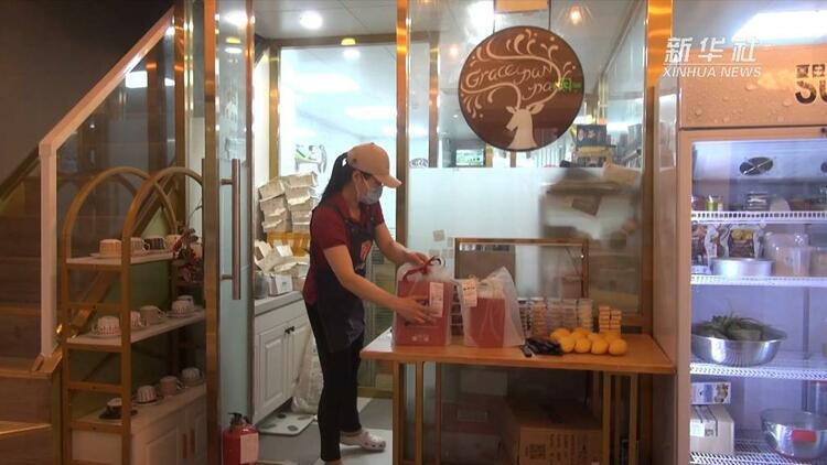 北京战疫直击丨北京朝阳区小理发店等七小门店恢复营业