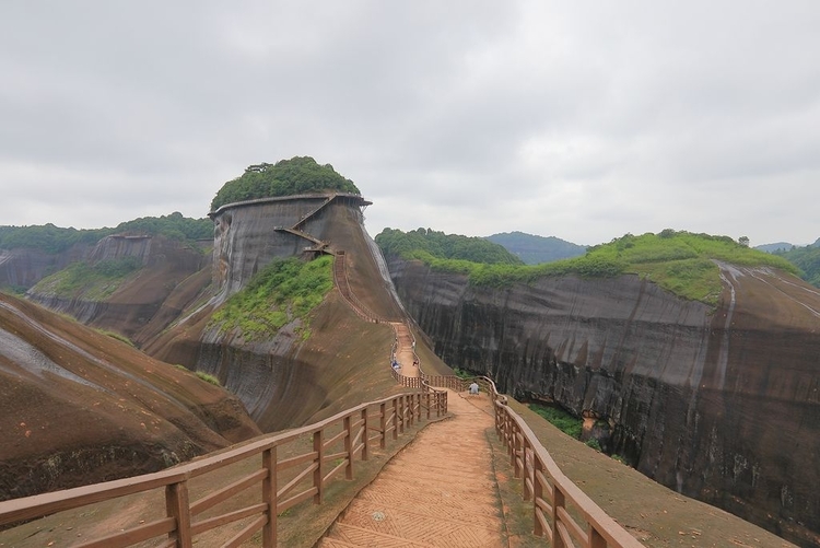 丹霞圣地高椅岭