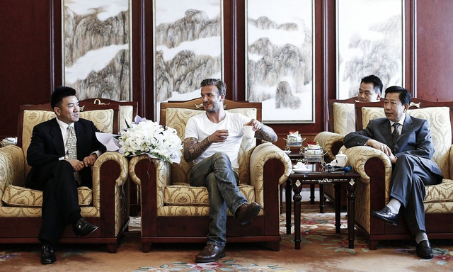 退役吸金王小贝:身价仍上涨 万人迷魅力不减