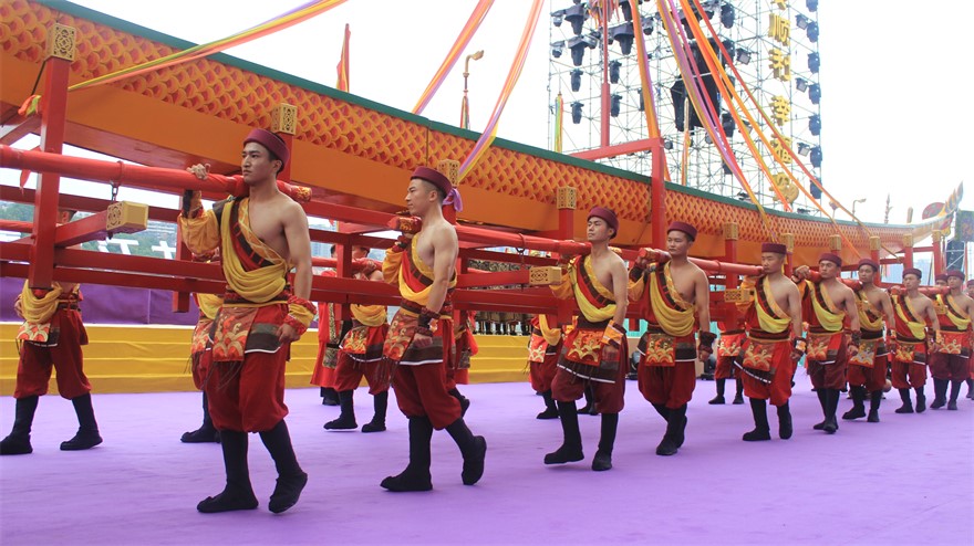 The 22nd China Ankang Han River Dragon Boat Festival Kicks off_fororder_4