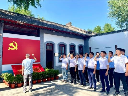 追寻红色记忆 传承红色精神_fororder_10