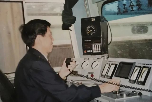 70年，“速”写成渝！