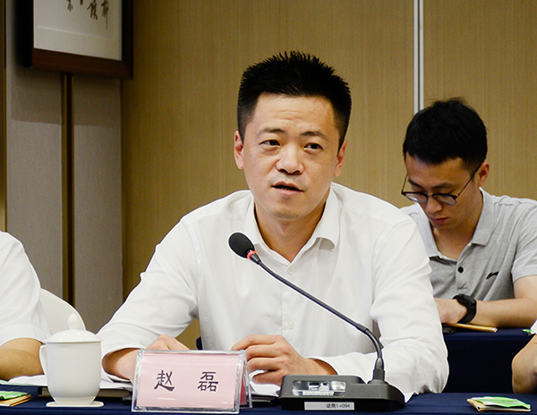 自贡市荣县农产品采购项目签约仪式举行_fororder_3荣县县委副书记、县长赵磊讲话
